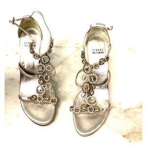 Stuart Weitzman Brillag sandal in silver size 6.5